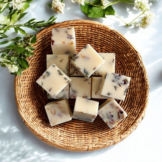 Sandalwood & Vanilla Botanical Box